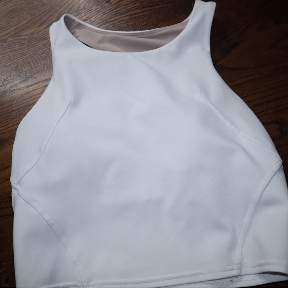 Lululemon wunder train tank high neck size 8 white
